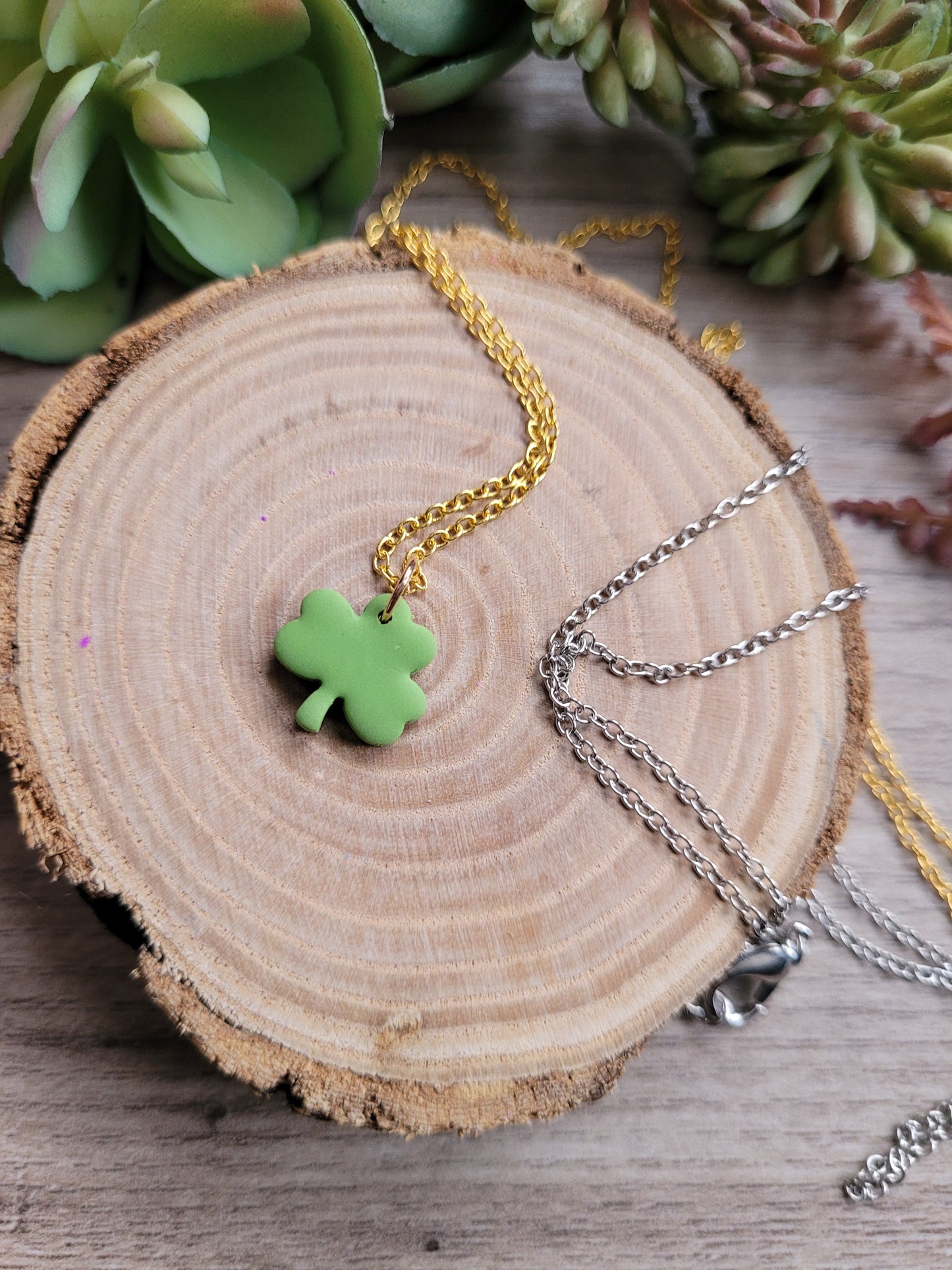 The Shamrock necklace