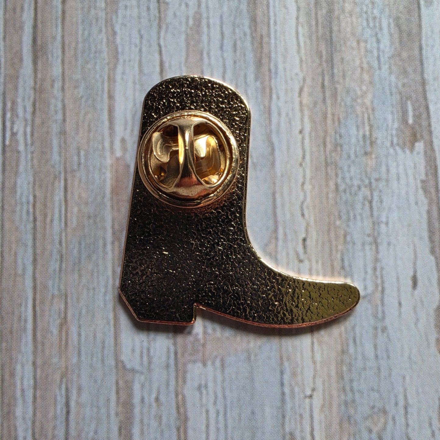 Dolly pin