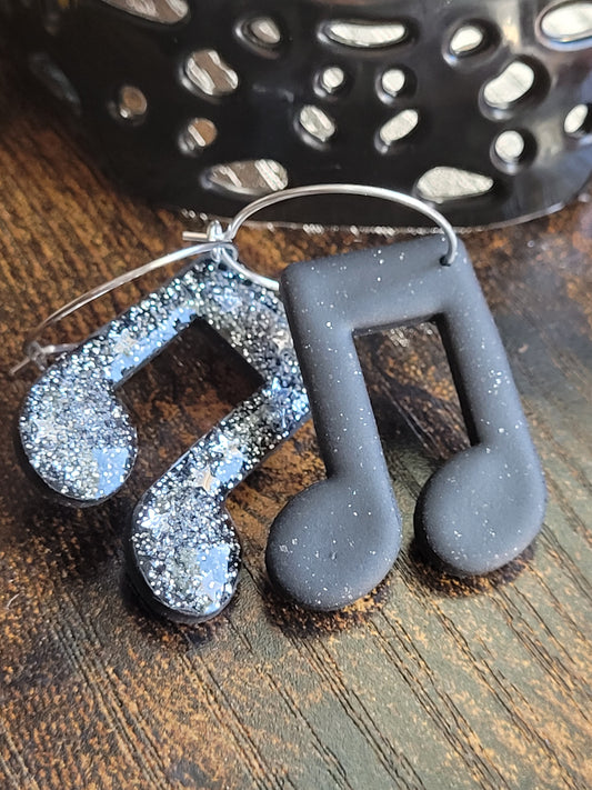 Silver/Black music notes